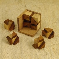 HLAVOLAM DaREcEK (octagon)