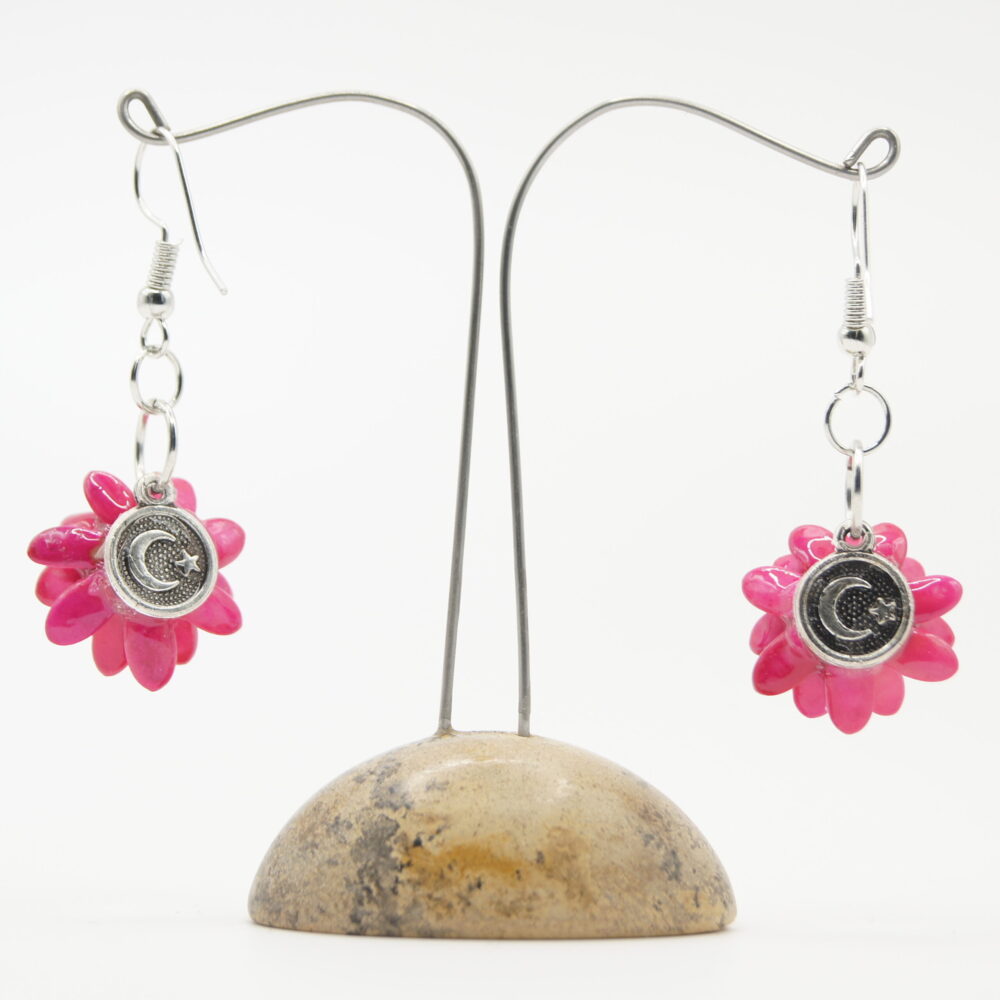 NÁUŠNICE KYTIČKY ZE SEMÍNEK