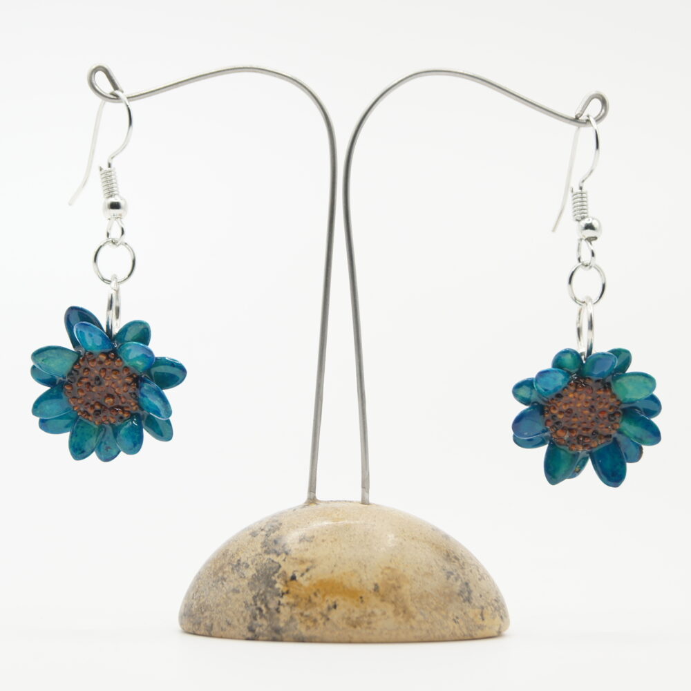 NÁUŠNICE KYTIČKY ZE SEMÍNEK