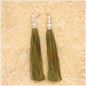 NÁUŠNICE TŘÁSNĚ