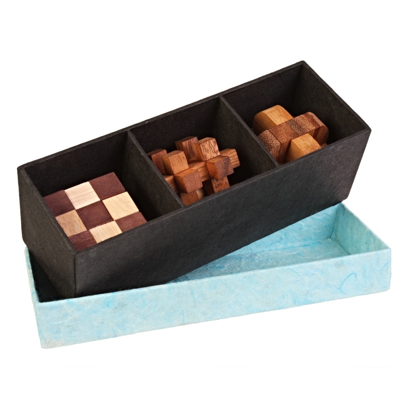 TŘI DŘEVĚNÉ HLAVOLAMY V DÁRKOVÉ KRABIČCE