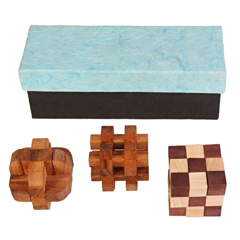 TŘI DŘEVĚNÉ HLAVOLAMY V DÁRKOVÉ KRABIČCE