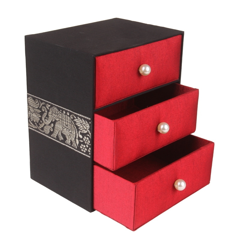 ŠPERKOVNICE 3 ŠUPLÍKY ČERVENÁ