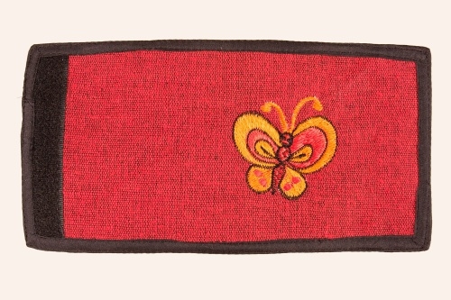 PENĚŽENKA LÁTKOVÁ S VÝŠIVKOU MOTÝL