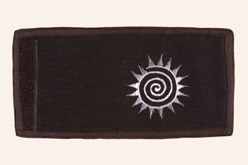 PENĚŽENKA ZUBATÉ SLUNCE  ČERNÁ