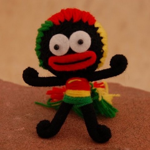 KLÍČENKA RASTASMAŽKOVÁ SLEČNA S COPEM