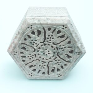 KRABIČKA KÁMEN  MASTEK VYŘEZÁVANÁ