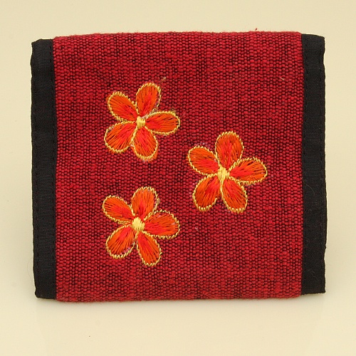 PENĚŽENKA KYTIČKY ČERVENÁ